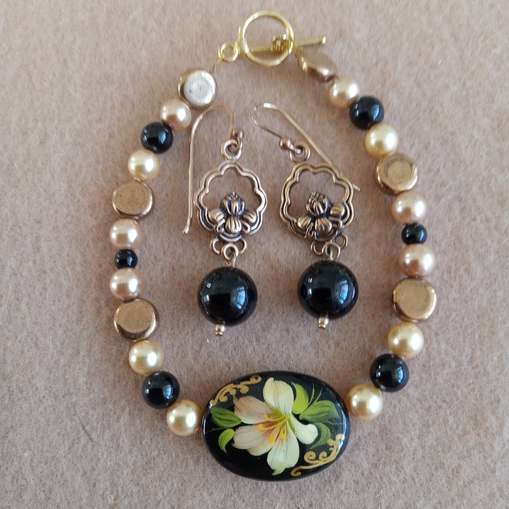 Bracelet& Earrings